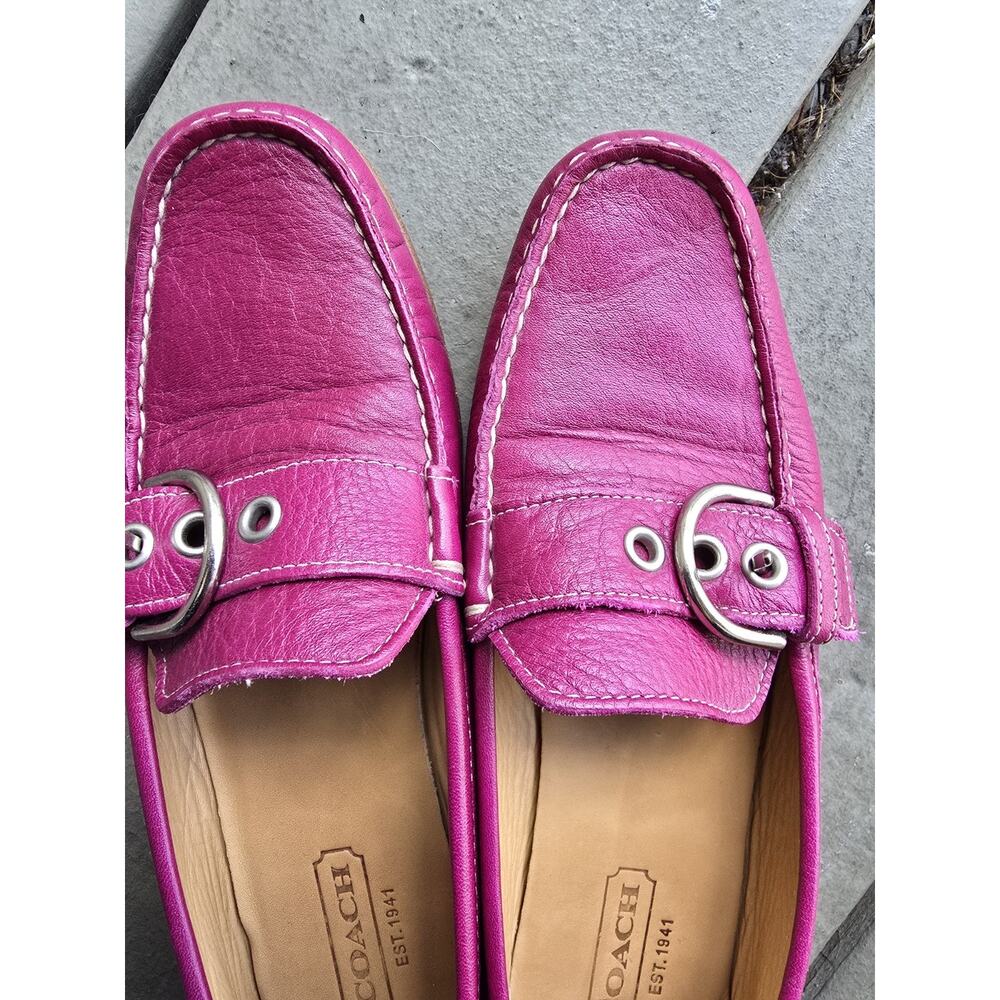 Coach Pink Leather Loafer Flats Round Toe Buckle Slip On Women's Size 6 - Picture 2 of 6